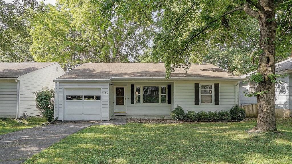 Property Photo:  6109 W 53rd Place  KS 66202 