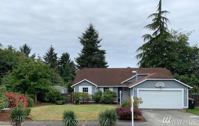 4902 Enetai Ave NE  Tacoma WA 98422 photo