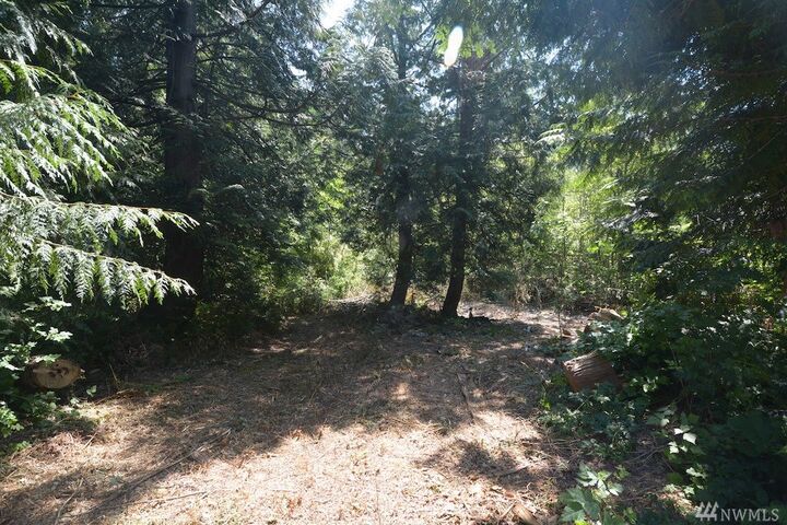 Property Photo: 21356 Jefferson Beach Rd NE WA 98346