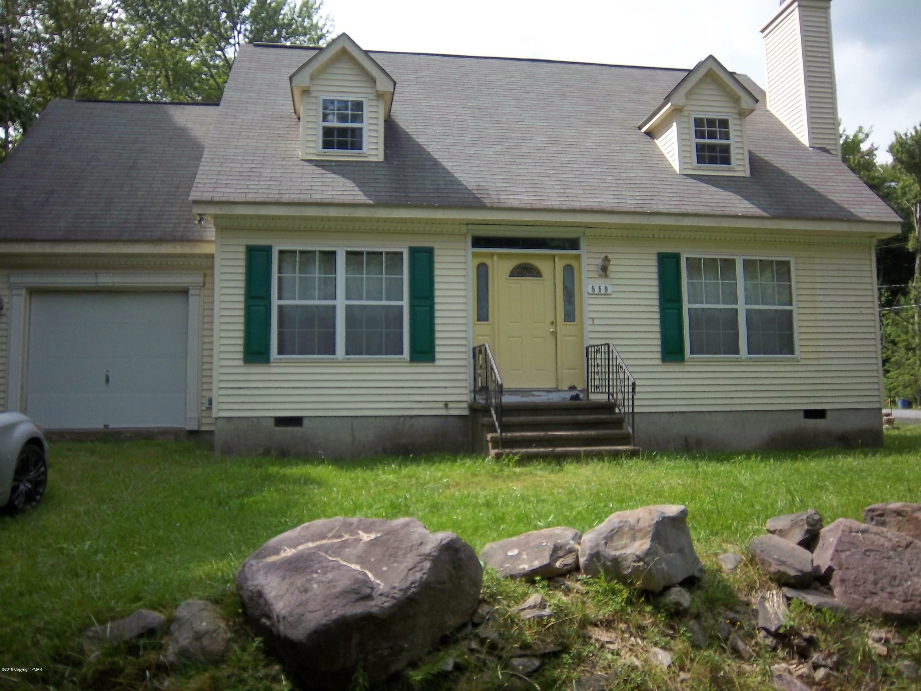 Property Photo:  8846 Cloudcrest Drive  PA 18466 