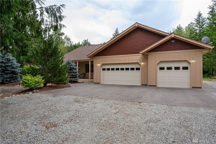 8229 Lekcin Lane  Concrete WA 98237 photo