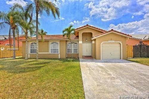 14862 SW 173rd St  Miami FL 33187 photo