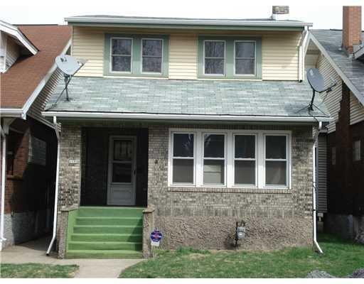 Property Photo: 1030 Maplewood PA 15003