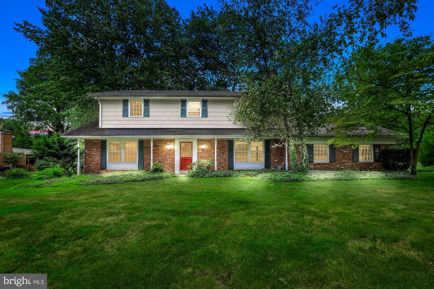 Property Photo: 1149 Temple Drive PA 19067