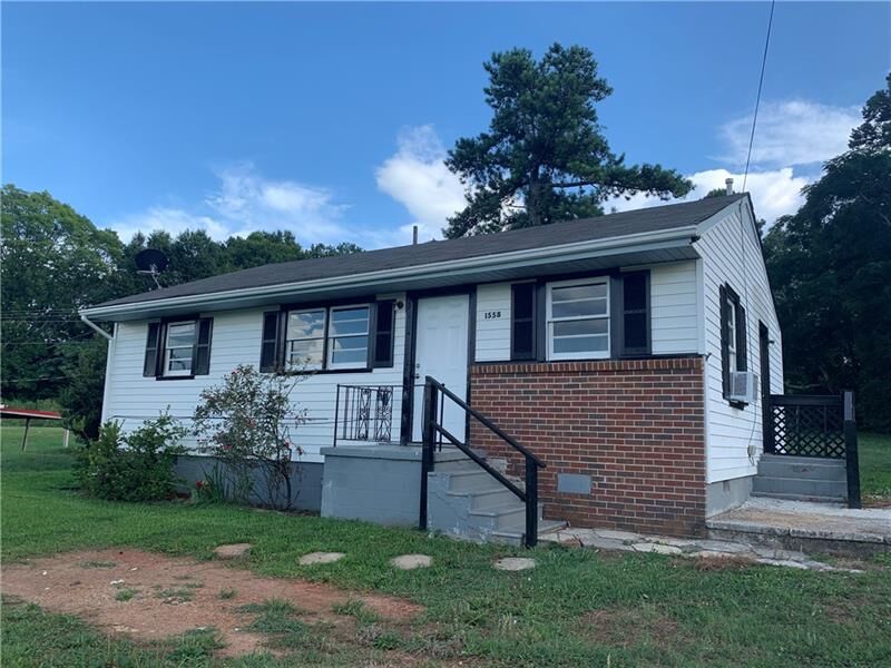 Property Photo: 1558 High Falls Road 30223