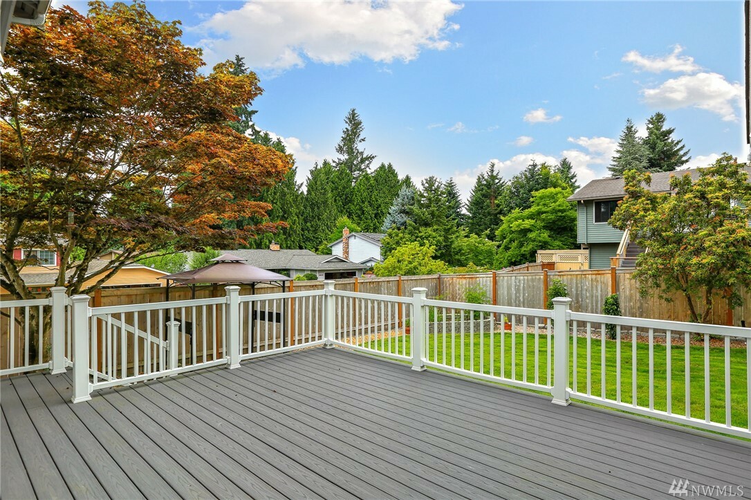 Property Photo:  12808 NE 109th Place  WA 98033 