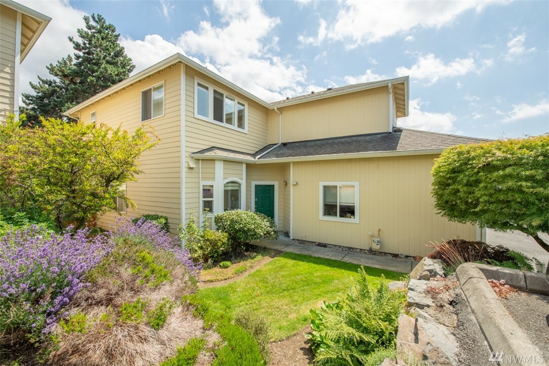 21117 77th Place W 16  Edmonds WA 98026 photo