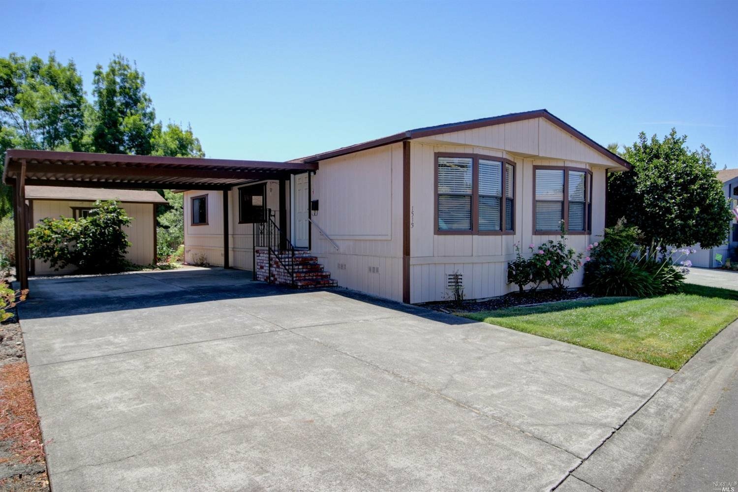 Property Photo:  1513 Florence Way  CA 94954 