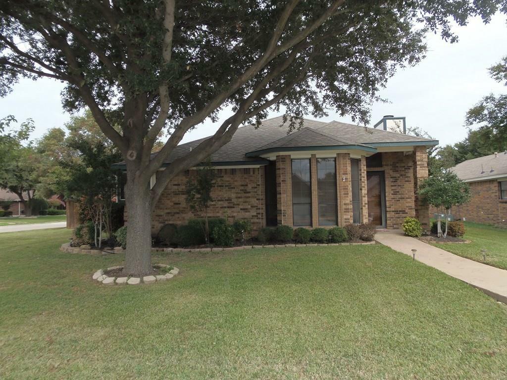 Property Photo: 6608 Gardenia Drive TX 75089