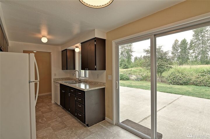 Property Photo: 6213 60th Pl NE WA 98270