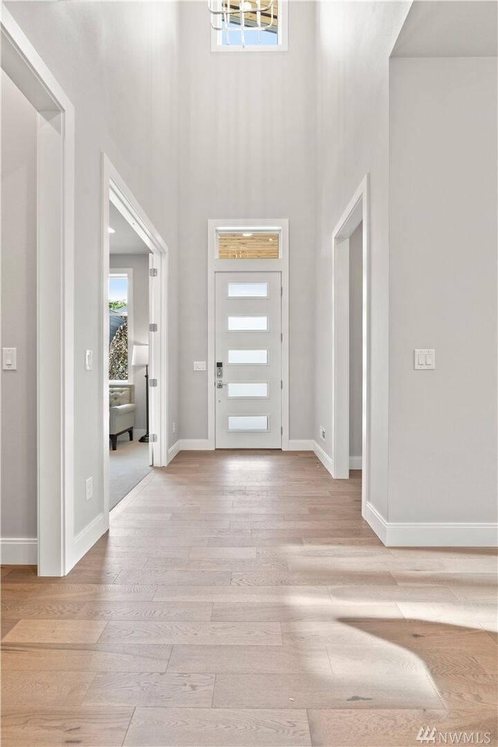 Property Photo:  13402 NE 110th Place  WA 98052 