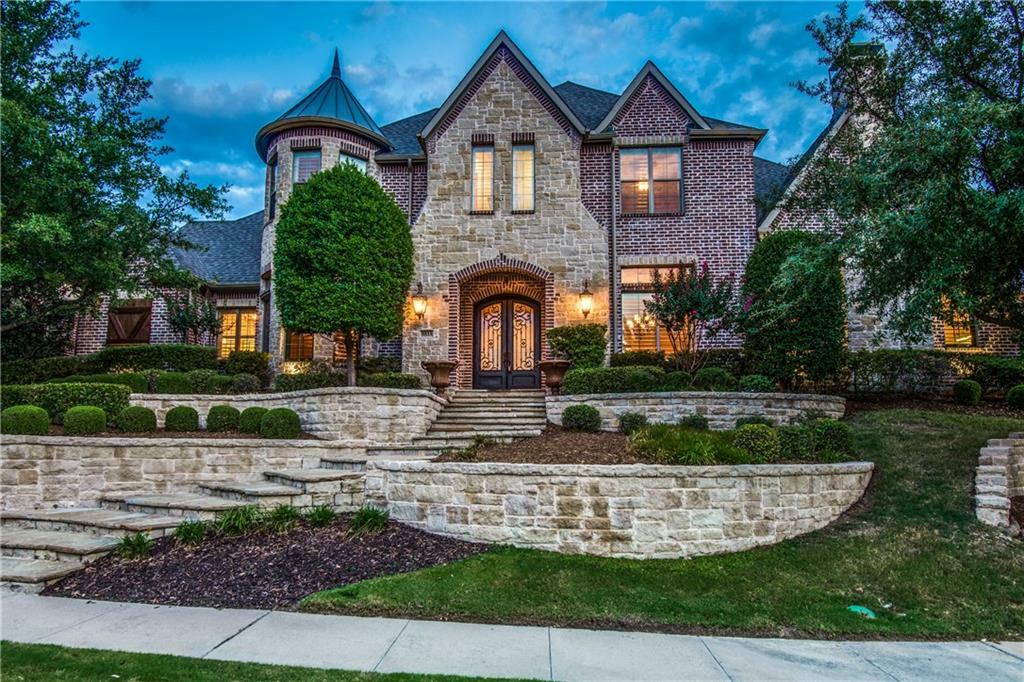 Property Photo: 5533 Lago Vista Lane TX 75034