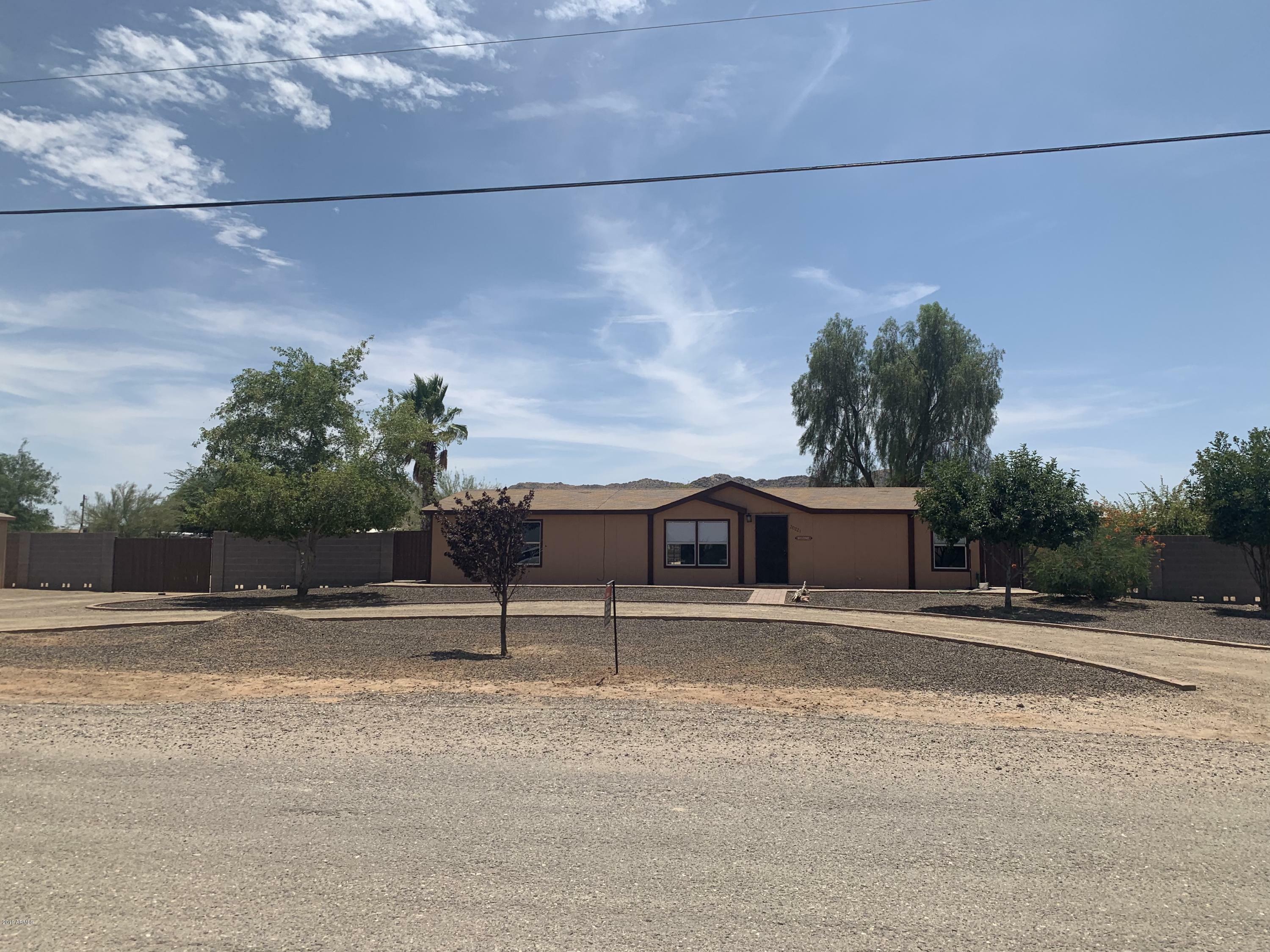 Property Photo:  20221 E Mews Road  AZ 85142 