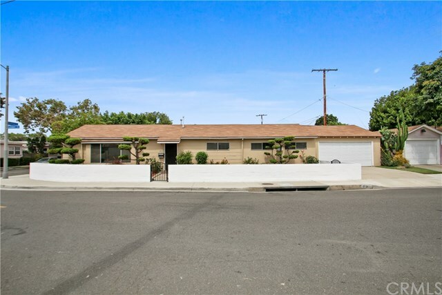 Property Photo:  5131 Linden Avenue  CA 90805 