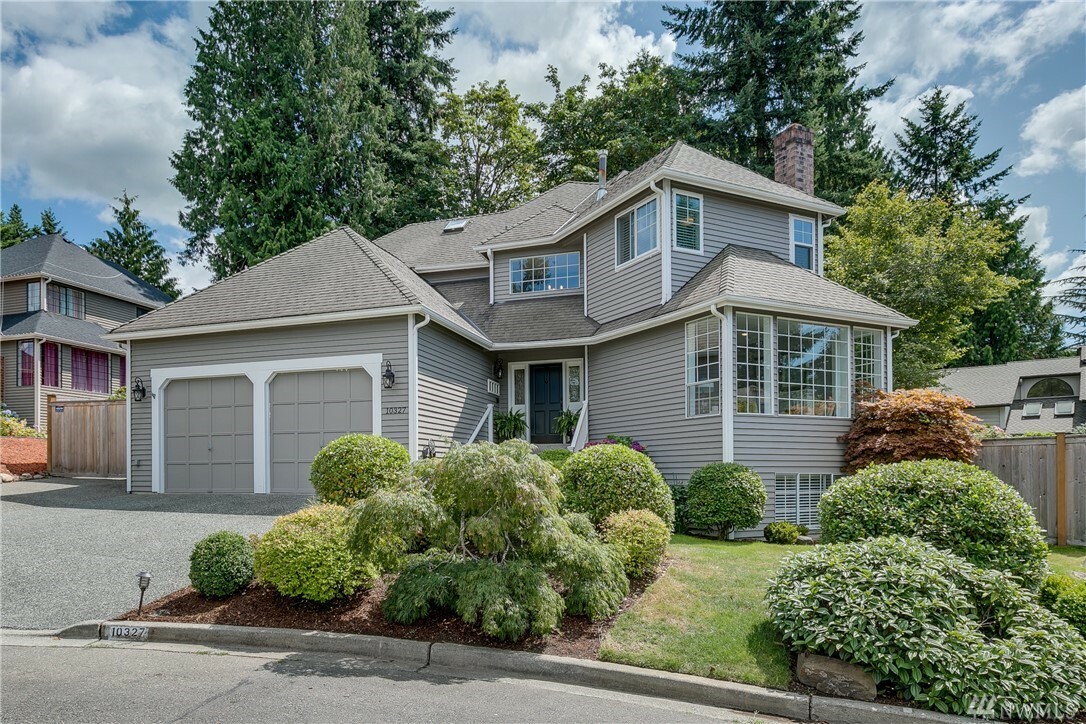 Property Photo: 10327 NE 201st Place WA 98011