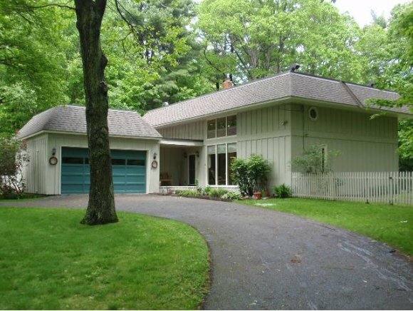 Property Photo:  275 Pine Meadow Dr  VT 05446 