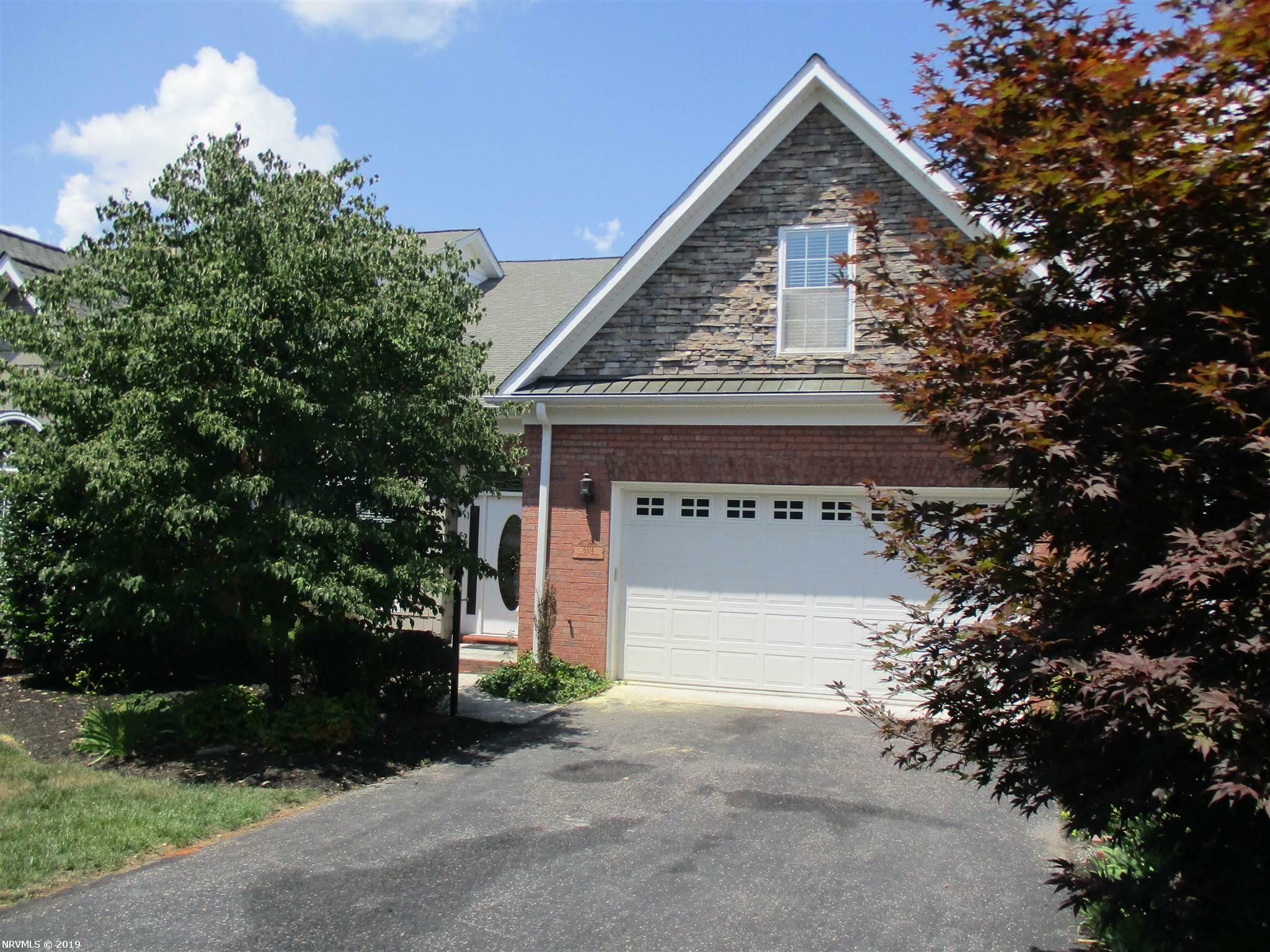 Property Photo:  6814 Sahalee Circle  VA 24141 