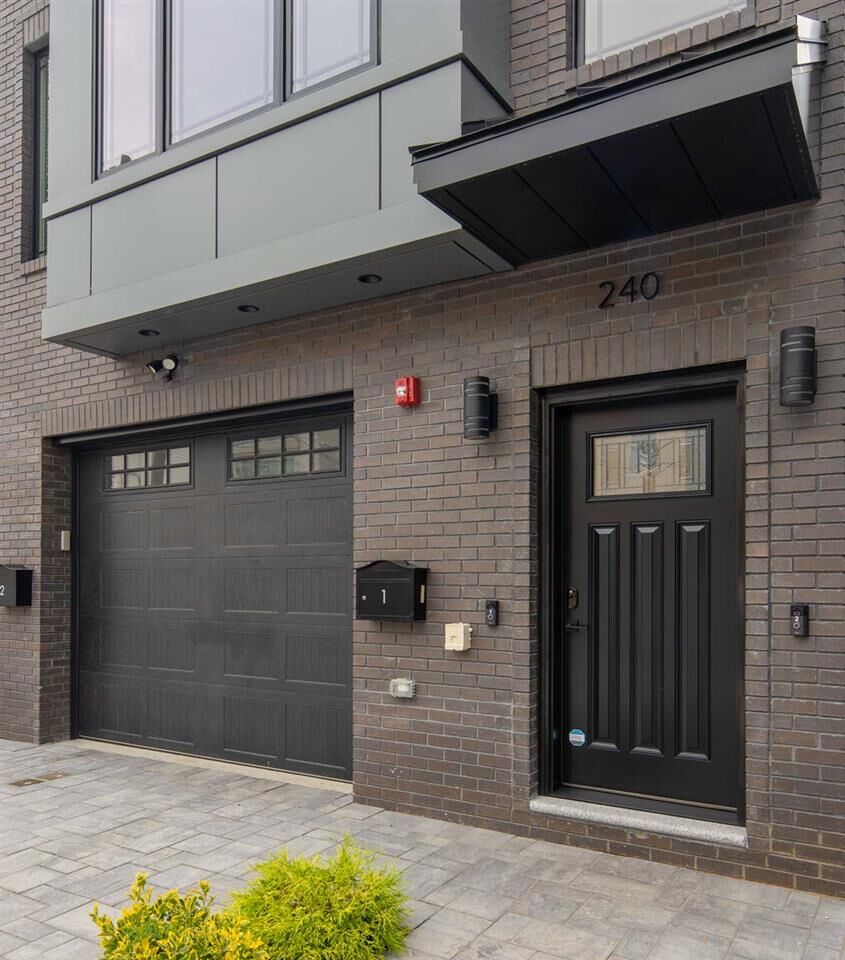 Property Photo:  240 Sherman Ave 2  NJ 07307 