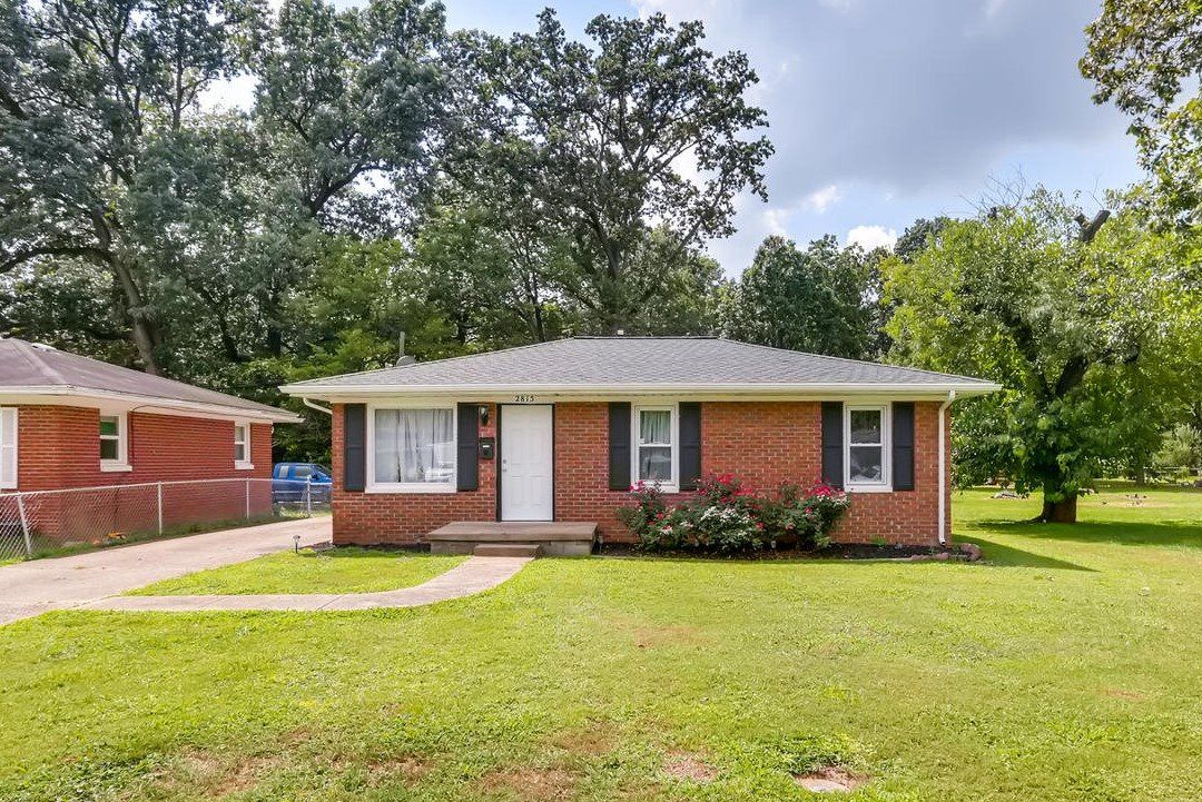 Property Photo:  2815 S Boeke Road  IN 47714 