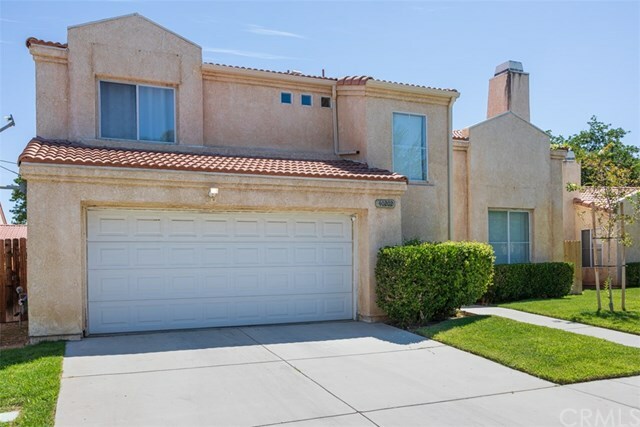 Property Photo:  40202 Cantara Drive  CA 93550 