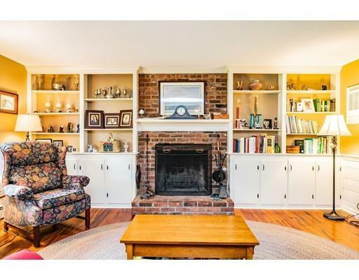 Property Photo: 48 Oakland St MA 01095