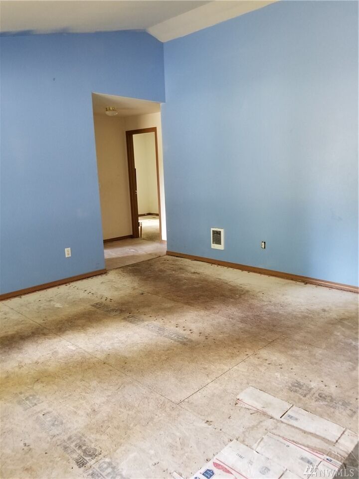 Property Photo: 22321 Bluewater Dr SE WA 98597