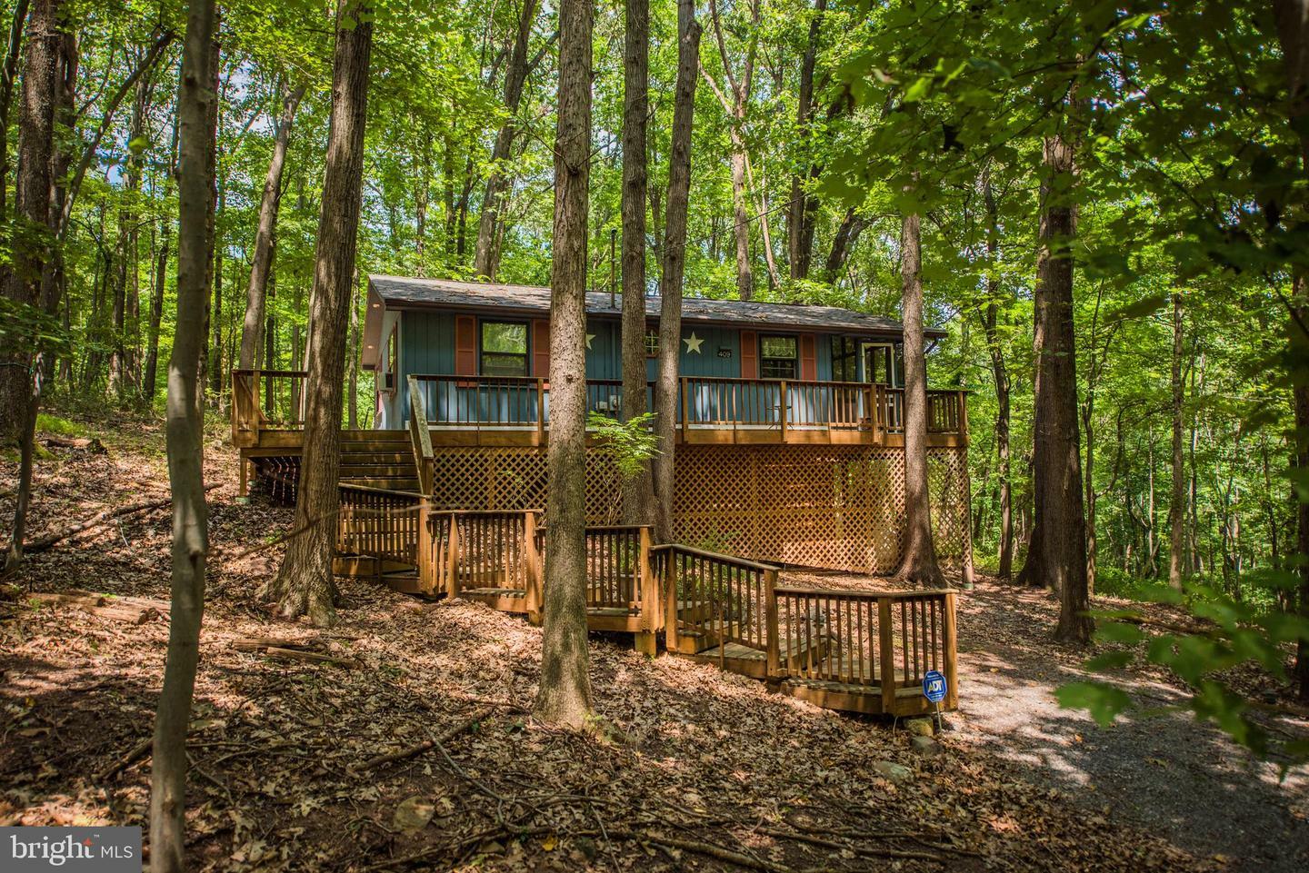 Property Photo: 409 Dew Drop Lane WV 25427