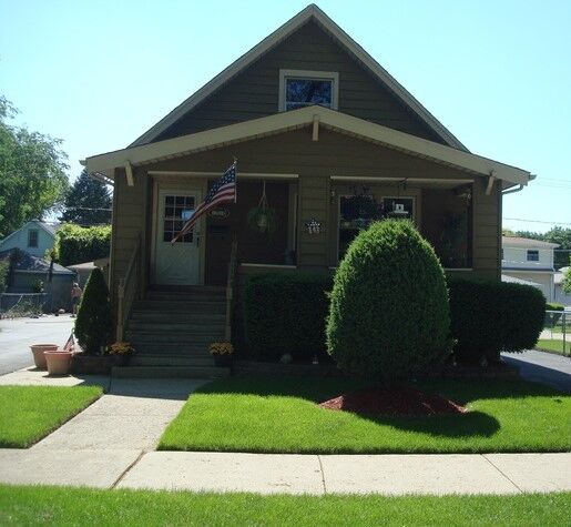 Property Photo:  1510 North 34th Avenue Rear  IL 60160 