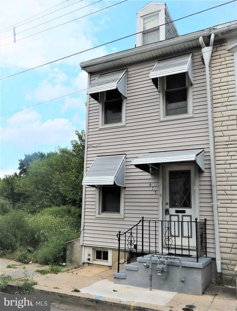 Property Photo:  625 Mulberry Street  PA 19604 