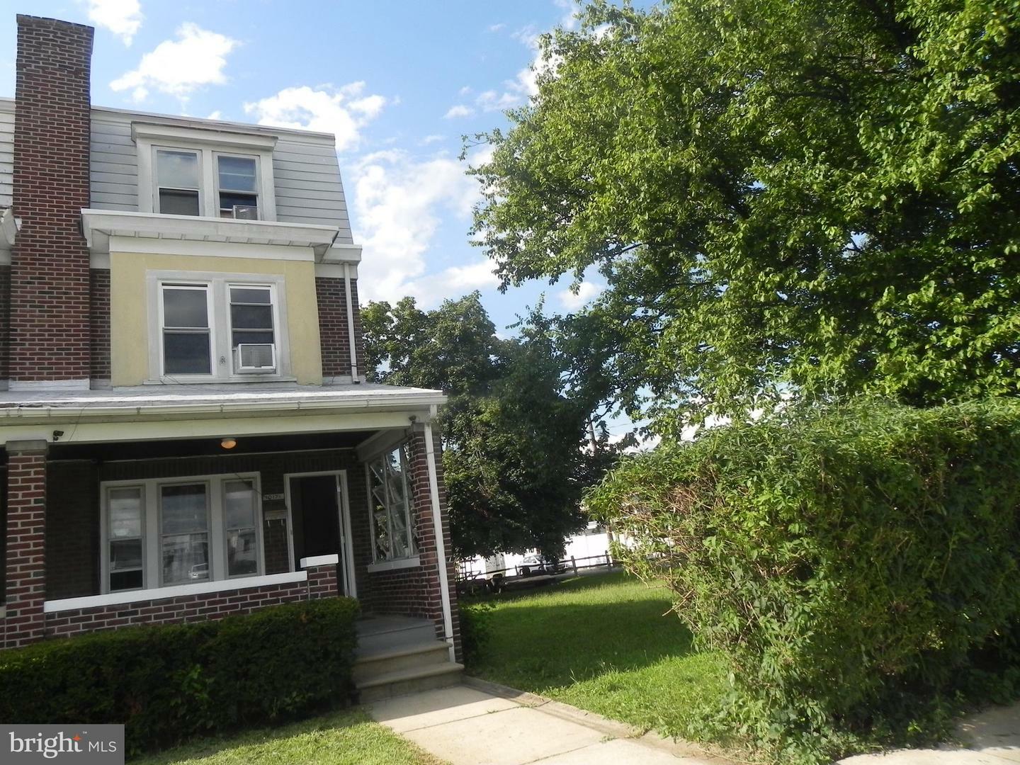 Property Photo:  1017 W Washington Street 1/2  PA 18102 