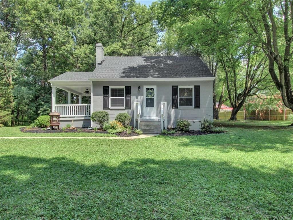 Property Photo:  9215 Mapleway Road  VA 23229 