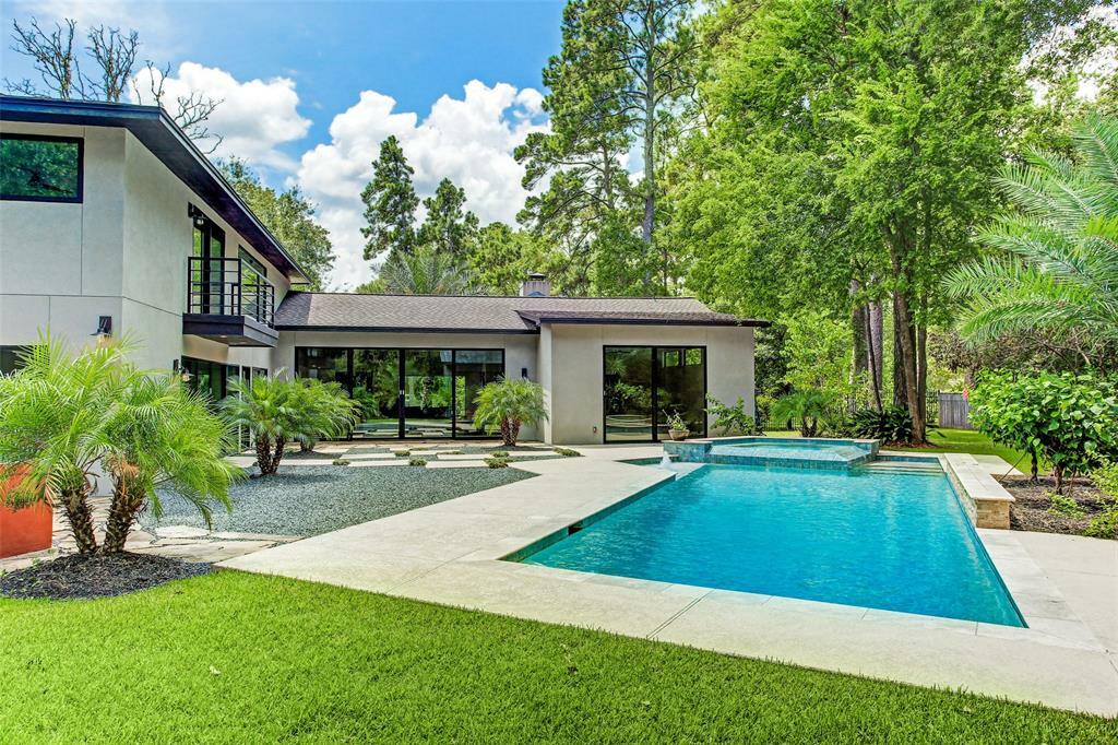 Property Photo: 1741 Palmetto Lane TX 77339