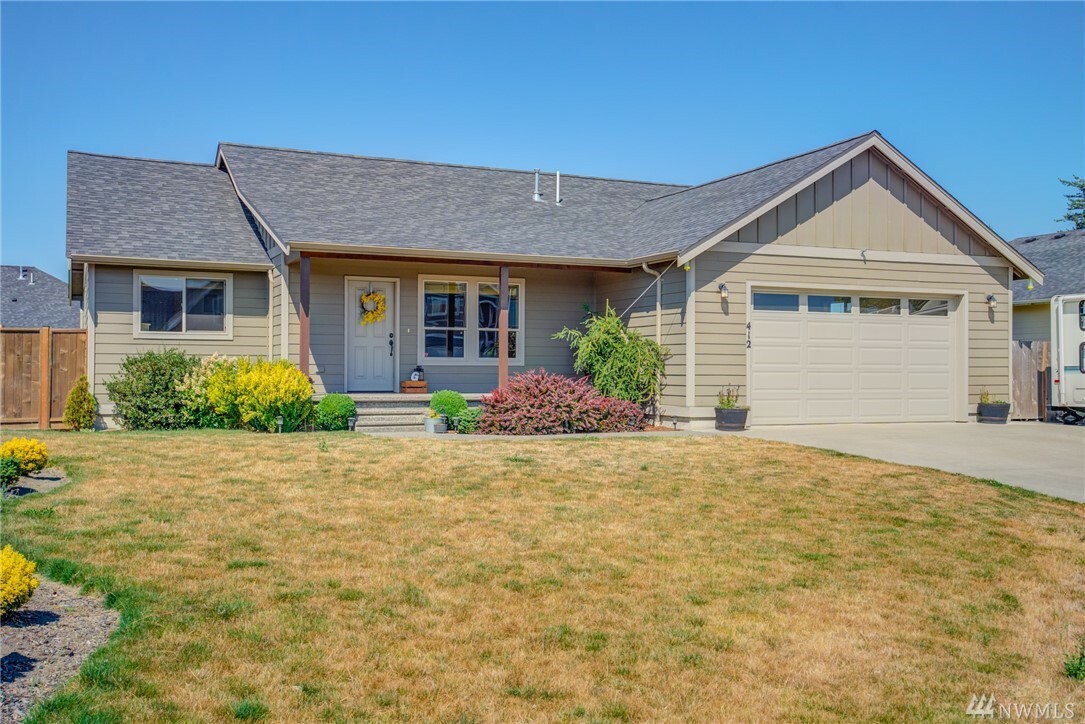 Property Photo:  412 Harrison Lane  WA 98276 