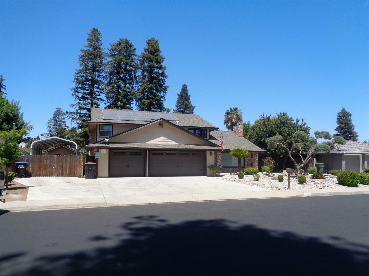 Property Photo:  4004 W Damsen Avenue  CA 93291 