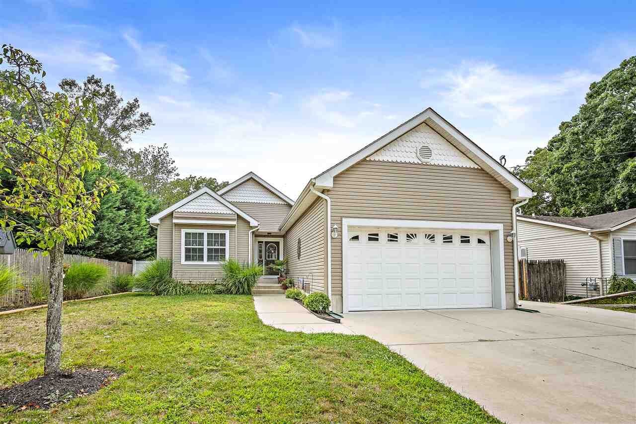 Property Photo:  202 Iselin  NJ 08204 