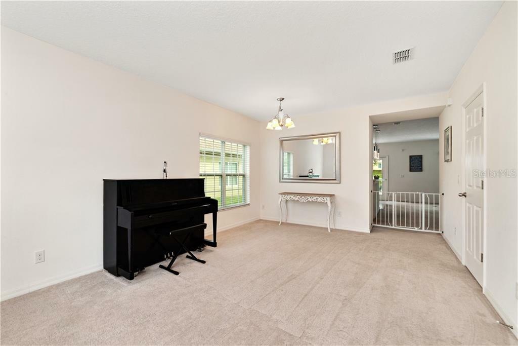 Property Photo:  23840 Companero Drive  FL 32776 