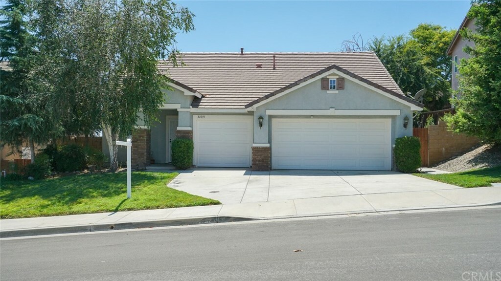 Property Photo:  31091 Bonsai Circle  CA 92596 