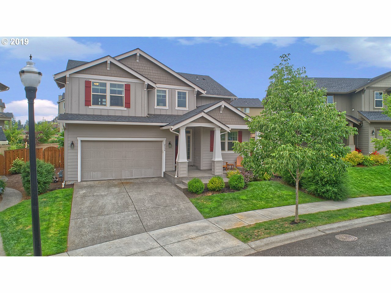 Property Photo: 2136 NE Verbena Ln WA 98607