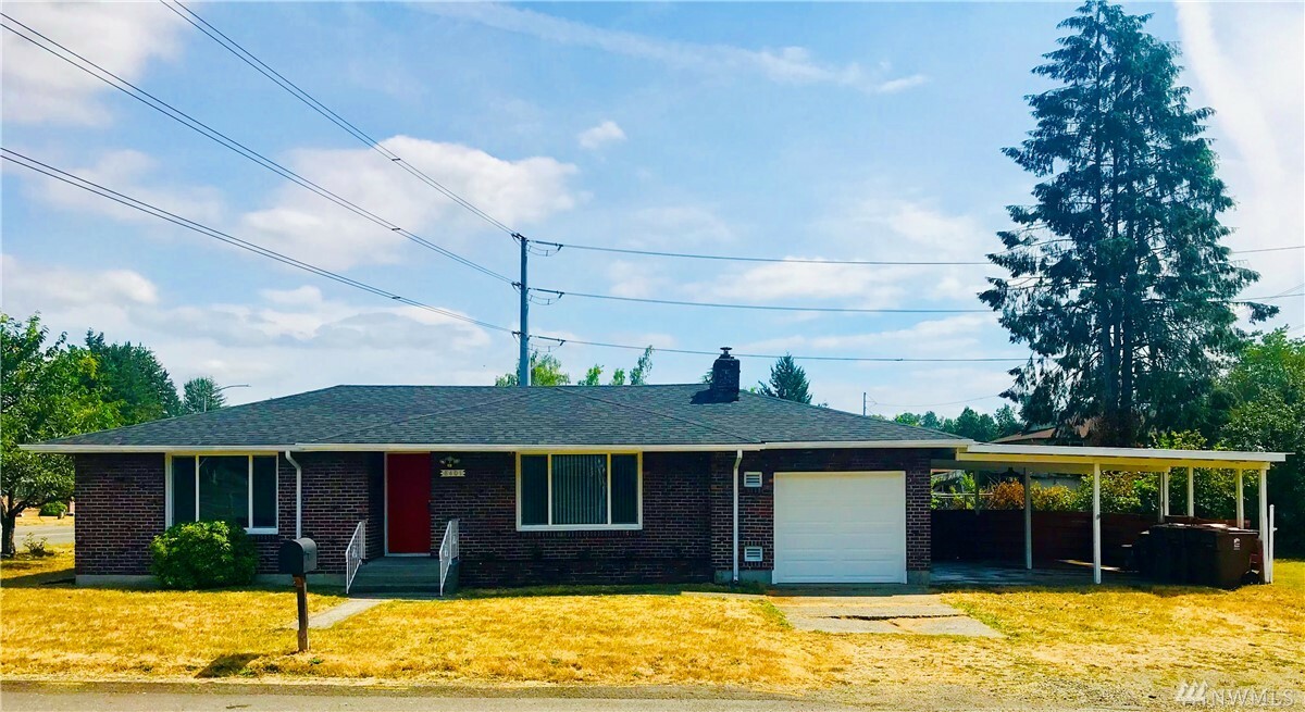 Property Photo:  8401 E G St  WA 98445 