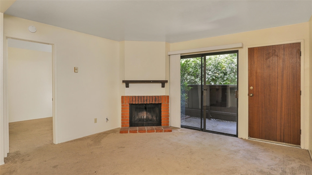 Property Photo:  8370 Via Sonoma E  CA 92037 