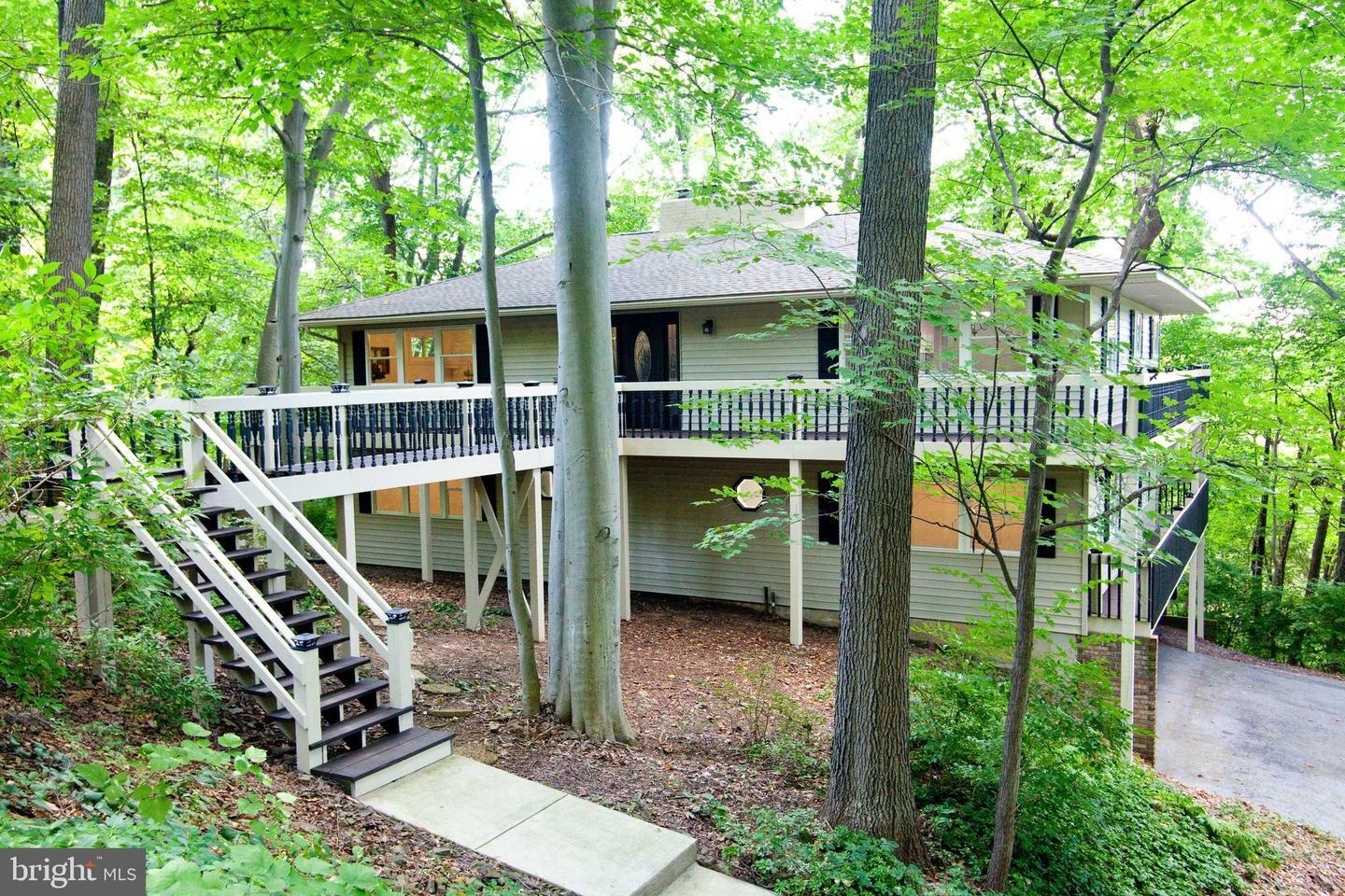 Property Photo:  419 Ringneck Lane  PA 17601 