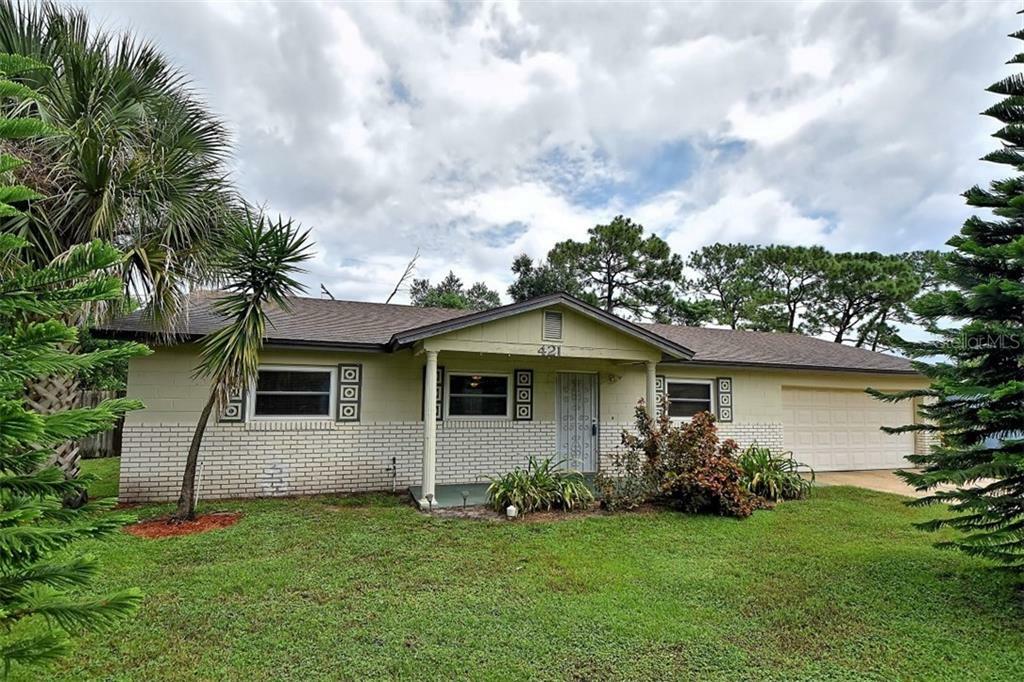 Property Photo:  421 Iris Road  FL 32707 