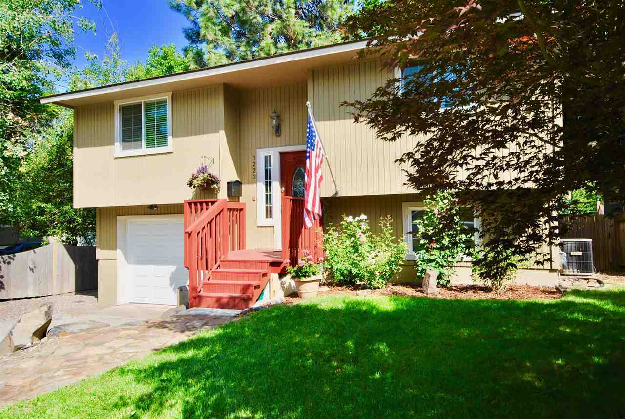 Property Photo: 1223 E 16th Ave WA 99203