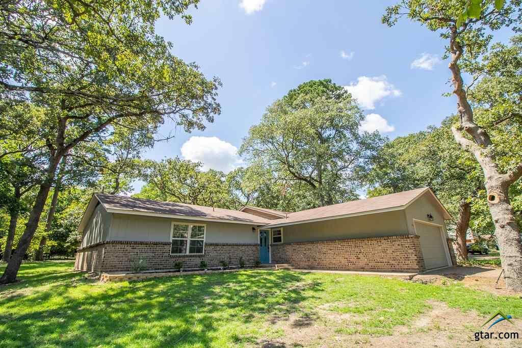 Property Photo:  406 Hideaway Lane East  TX 75771 