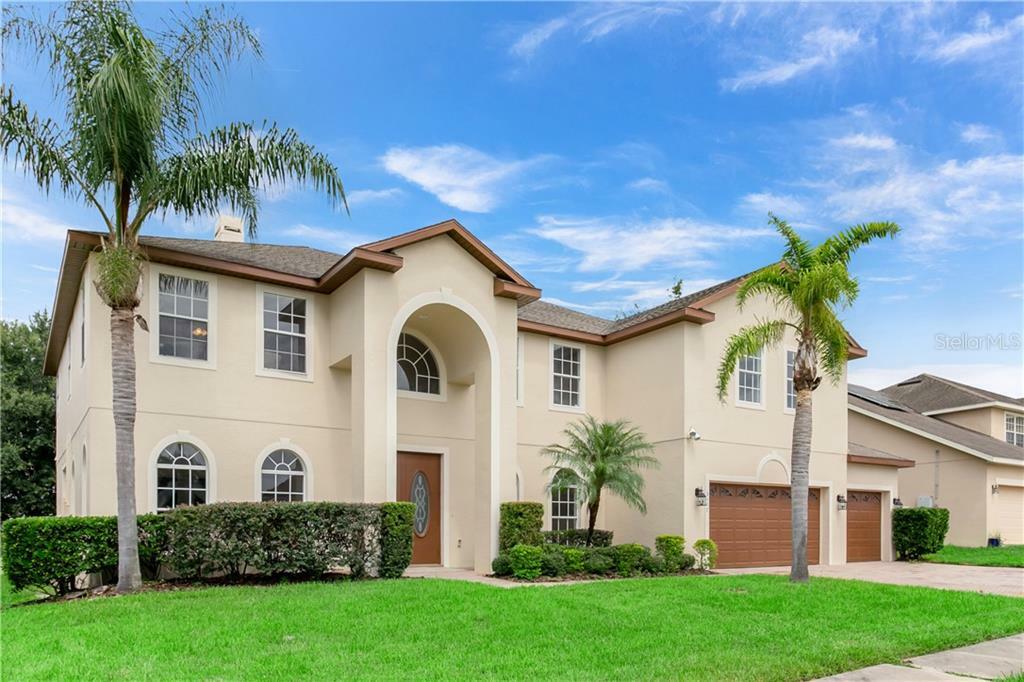 Property Photo:  3007 Cardassi Drive  FL 34761 