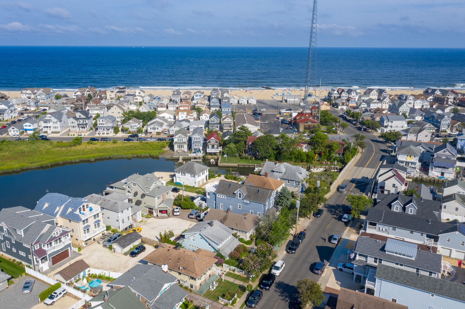 Property Photo:  86 Ocean Avenue  NJ 08736 