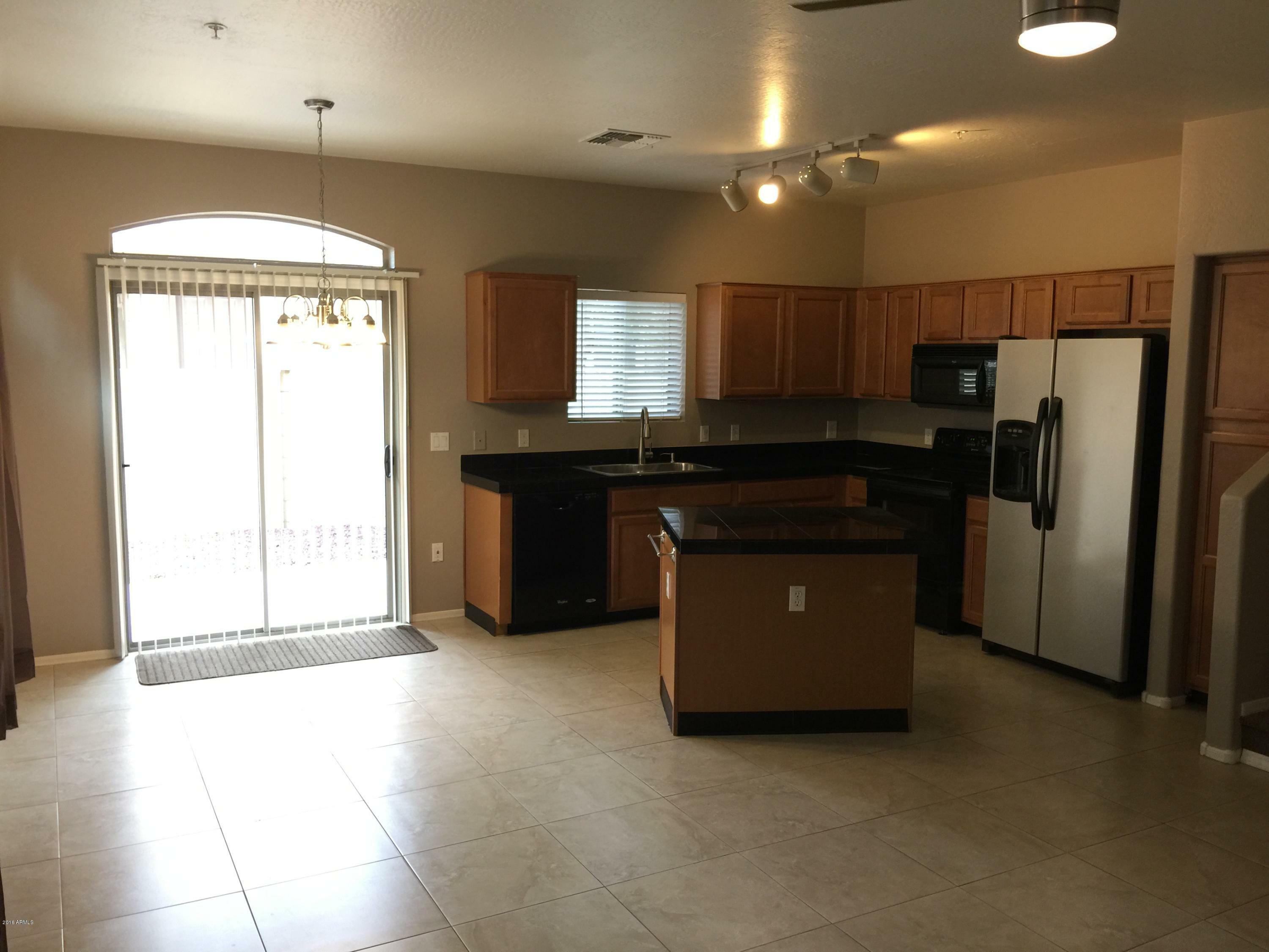 Property Photo:  18250 N 32nd Street 1021  AZ 85032 