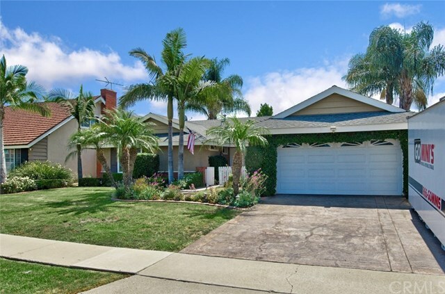 Property Photo:  1114 Limerick Drive  CA 92870 