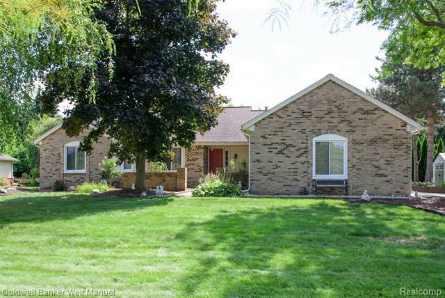Property Photo: 1397 Falcon Drive MI 48098