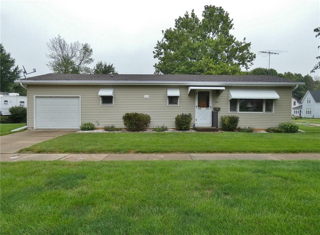 Property Photo:  1000 W 3rd Street  IA 50219 